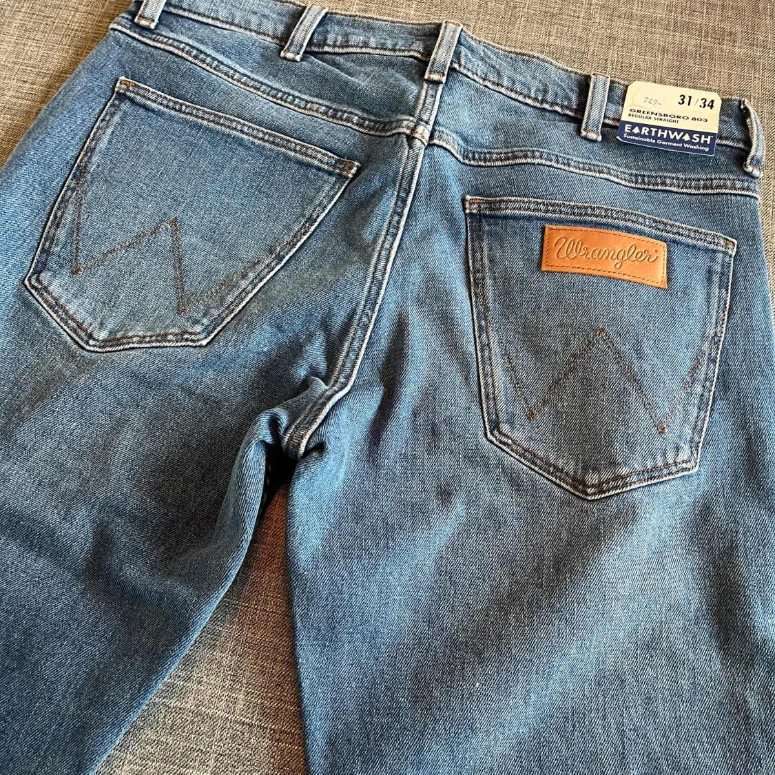 Blå jeans från Wrangler - 2
