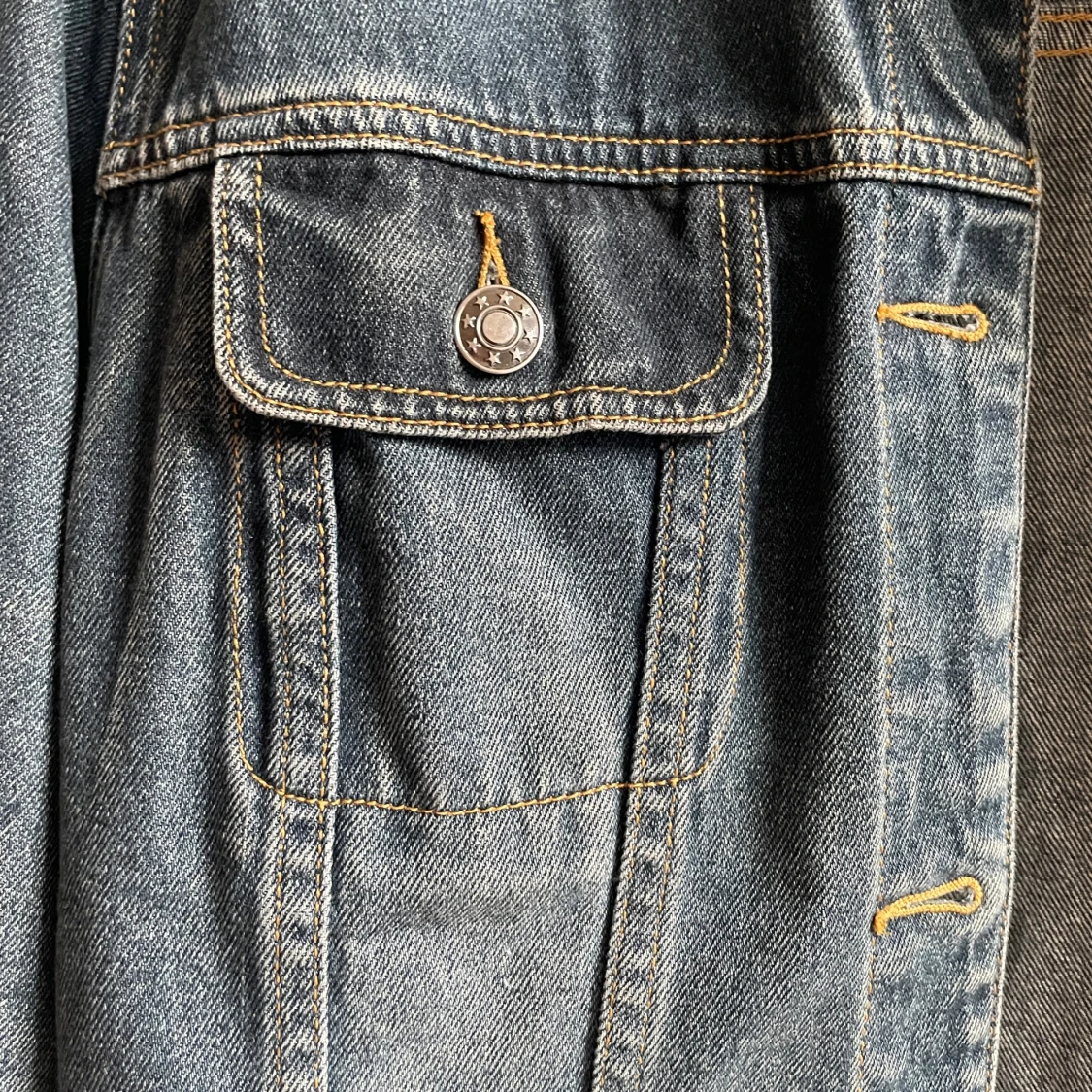 Blå jeansjacka  - 1