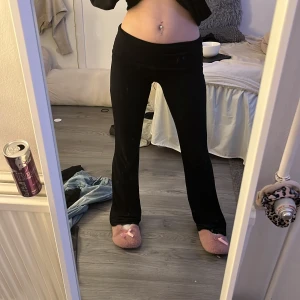 yoga pants - använda några gånger men för långa för mig😫💓