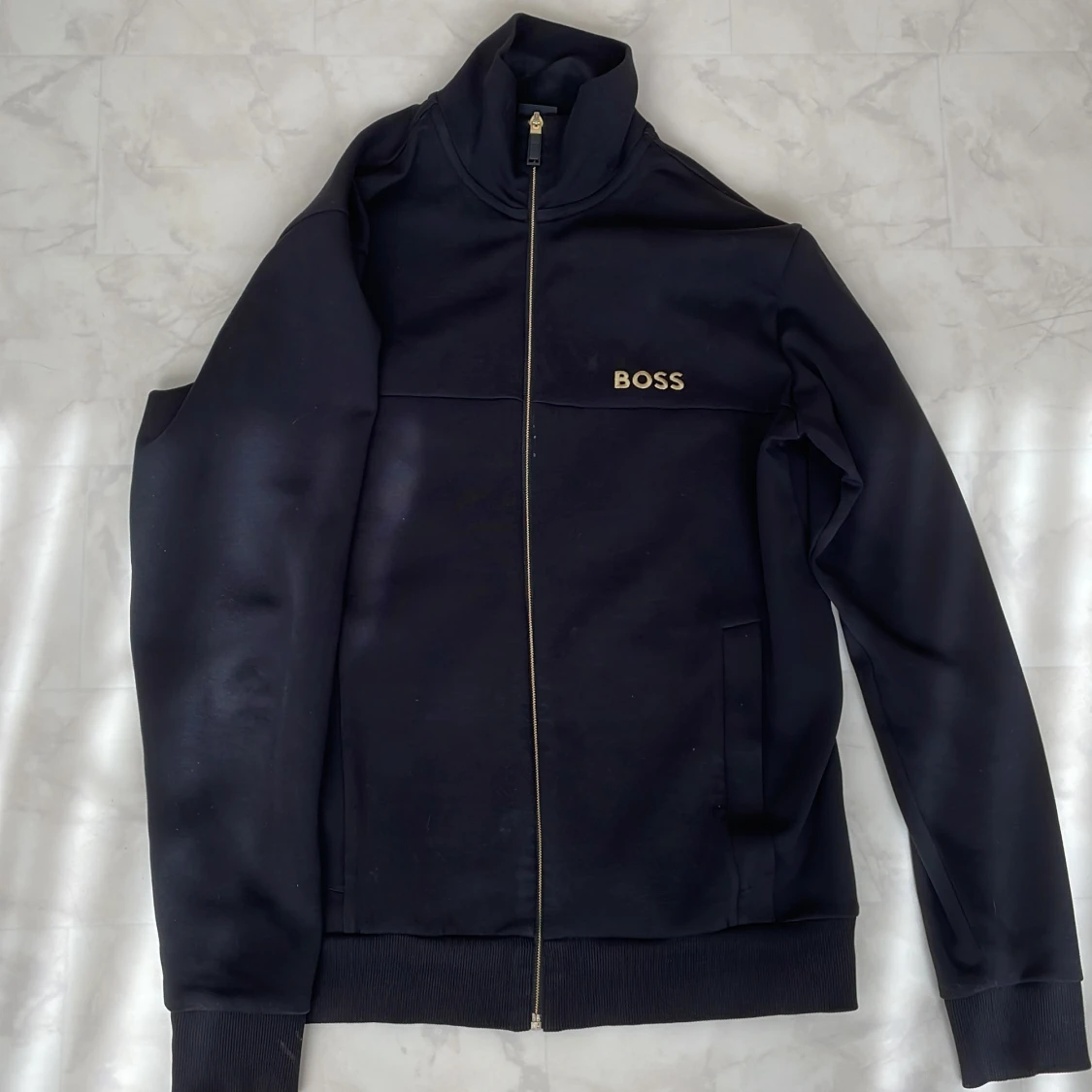 Svart tröja från BOSS