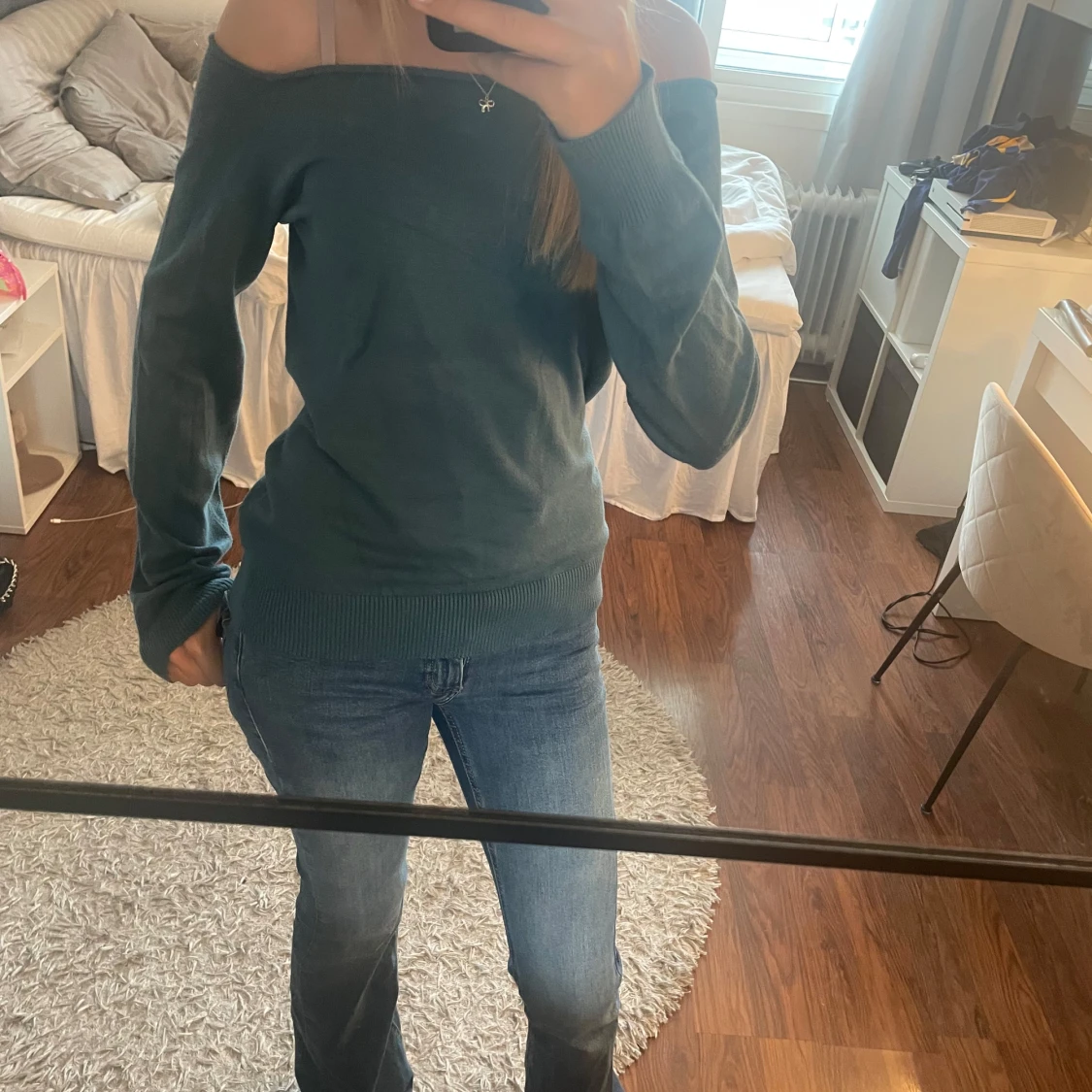 Grön offshoulder tröja från Mohito