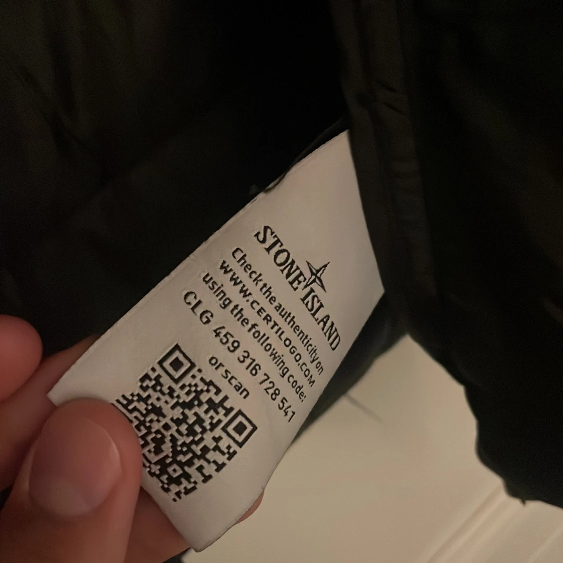 Svart dunjacka från Stone Island - 2