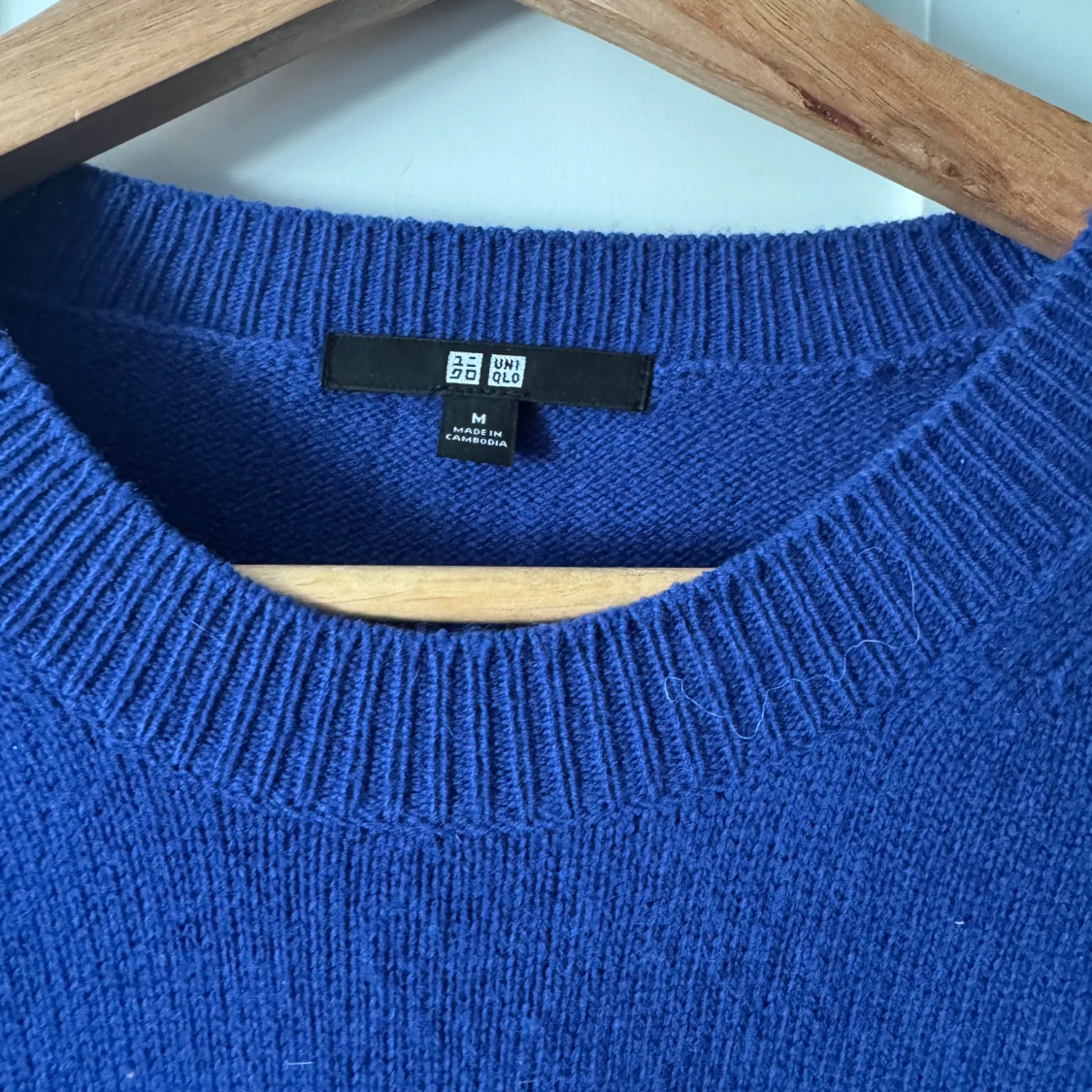 Blå stickad tröja från Uniqlo - 2