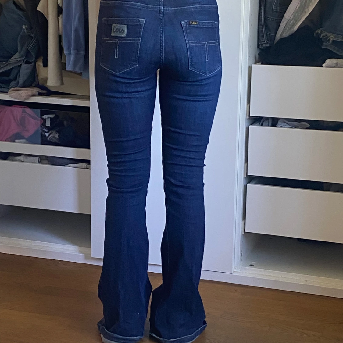 Mörkblå bootcut jeans från Lois - 1