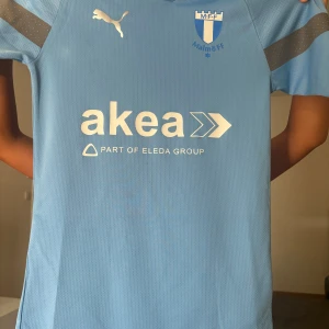 Malmö FF matchtröja Puma XS - Snygg ljusblå Malmö FF fotbollströja 