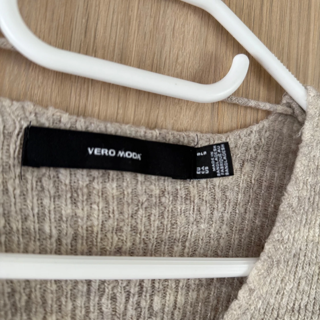 Beige ribbad stickad tröja Vero Moda - 2