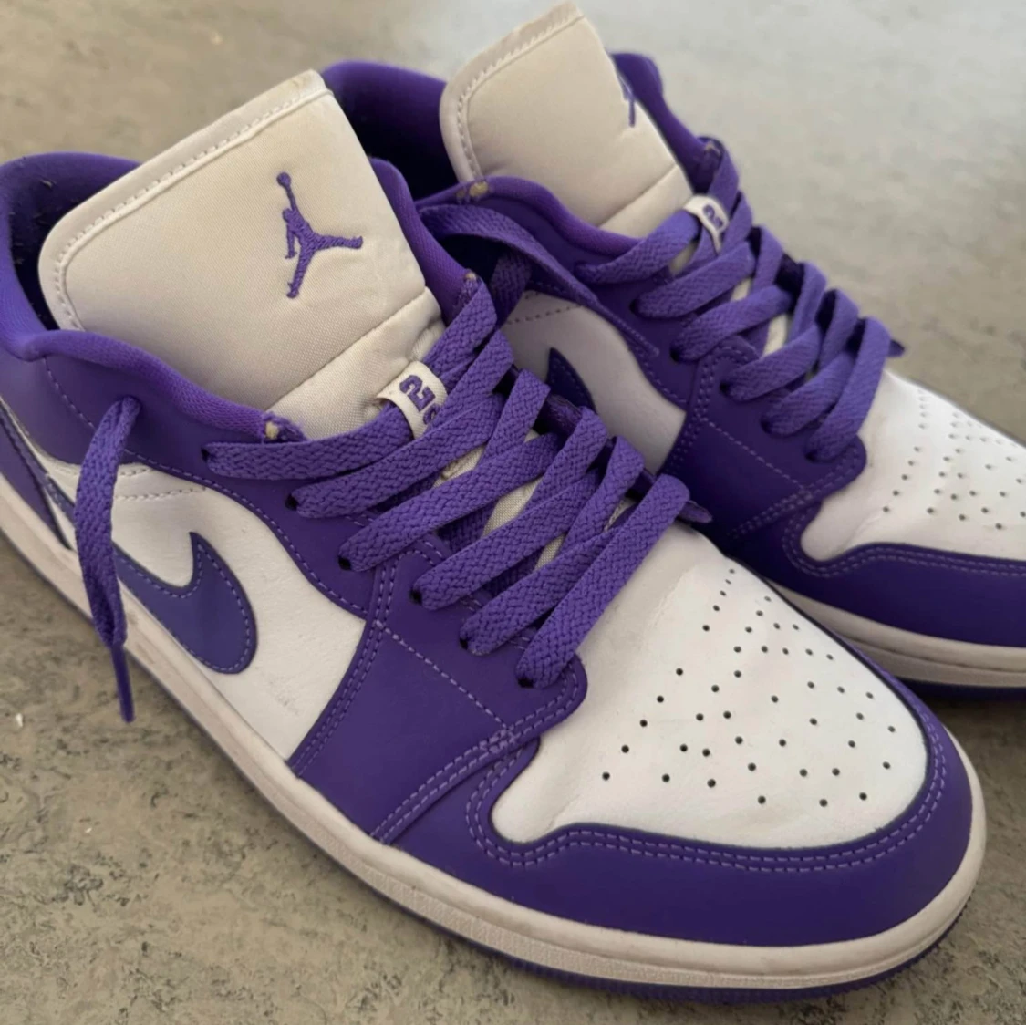 Jordan 1 i storlek 42