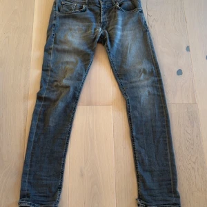 Dondup jeans !!! - W 32 feta jeans kontakta för frågor