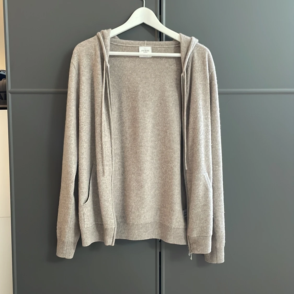 Beige hoodie från John Henric - 2