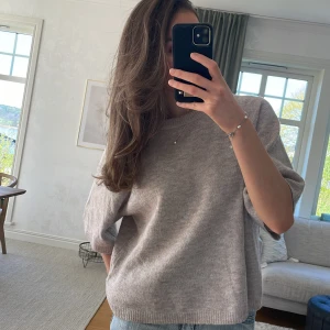 Beige stickad tröja - Mysig beige stickad tröja från 157💗💗