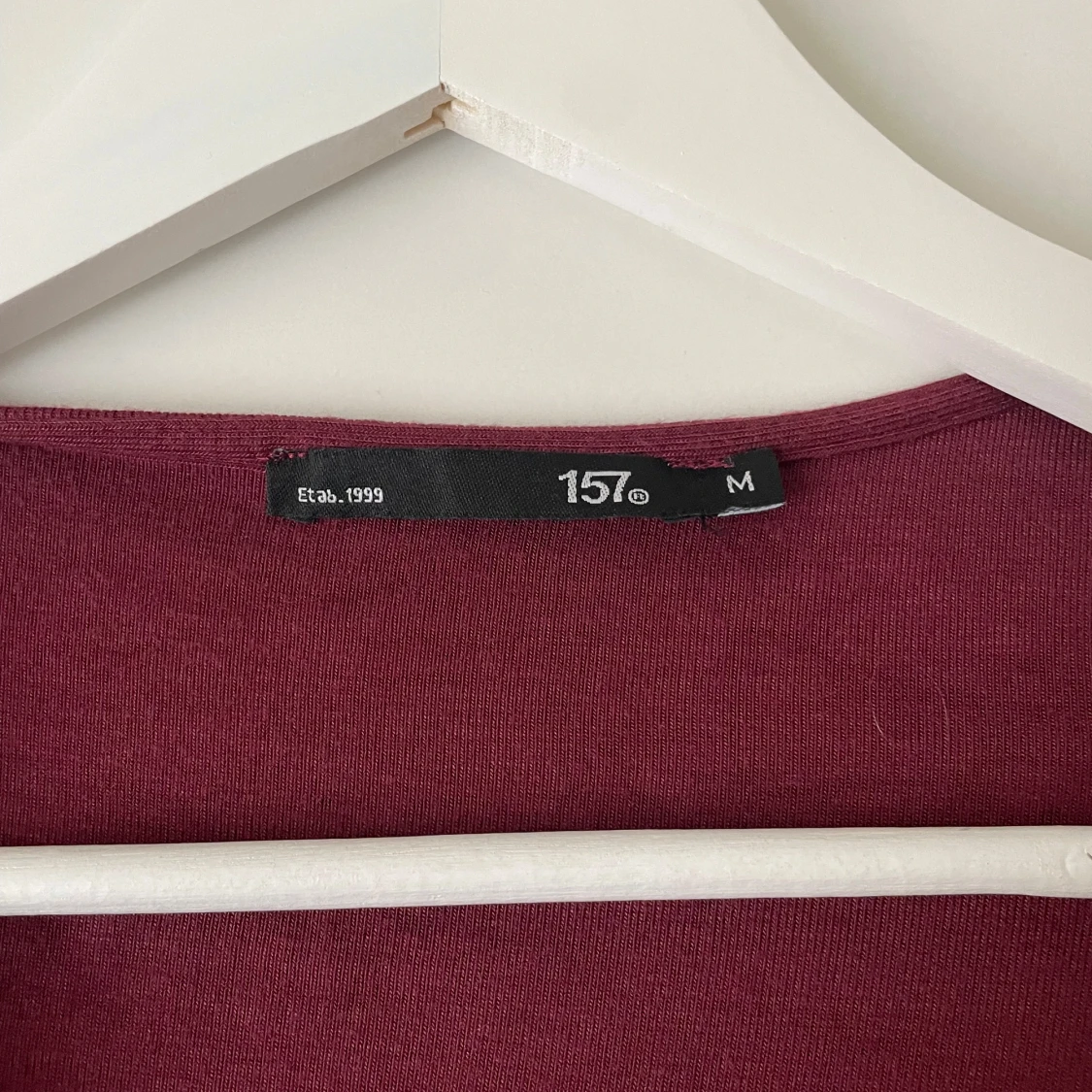 Vinröd omlottopp från 157 - 1