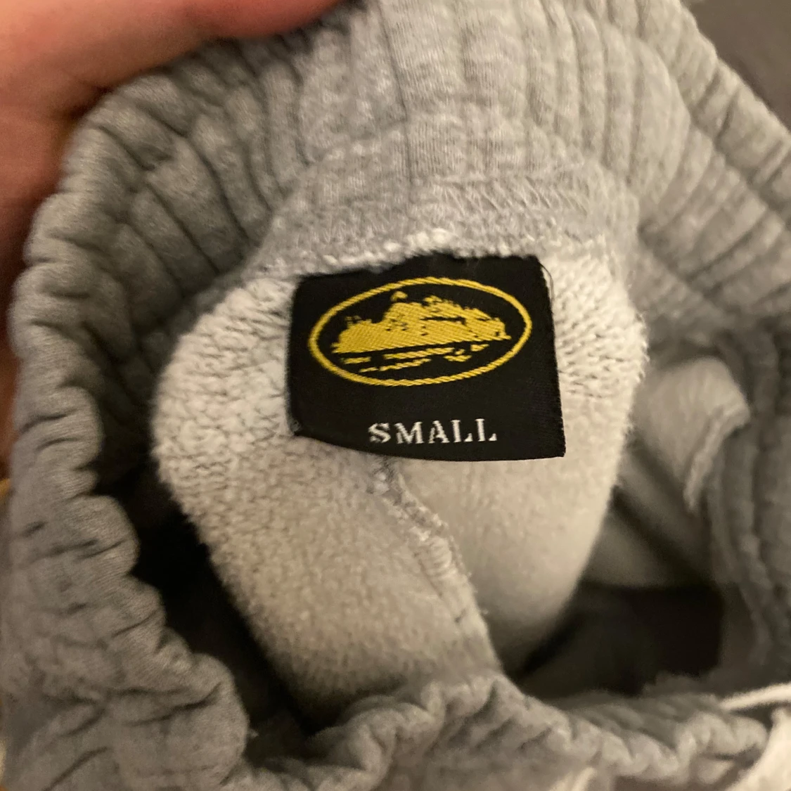 Grå flared corteiz byor såklart autentiska - 2