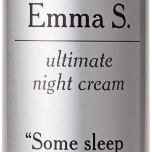 Smörj in Ultimate Night Cream över ansikte och hals efter din kvällsrutin. - En reparerande och djupt återfuktande anti-age nattkräm utvecklad för en mognare hy. Nattkrämen innehåller en unik blandning av flera bioaktiva ingredienser som stärker, jämnar ut, skyddar och återfuktar huden. Den ayurvediska örten Getania hjälper att öka hudens fyllighet så att rynkor fylls ut och har god effekt även på vertikala rynkor runt läppkonturen. En effektiv halt av cellkommunicerande Vitamin A-derivat (Retinyl Palmitat) stärker huden på djupet och Peptider har en uppljusande effekt.