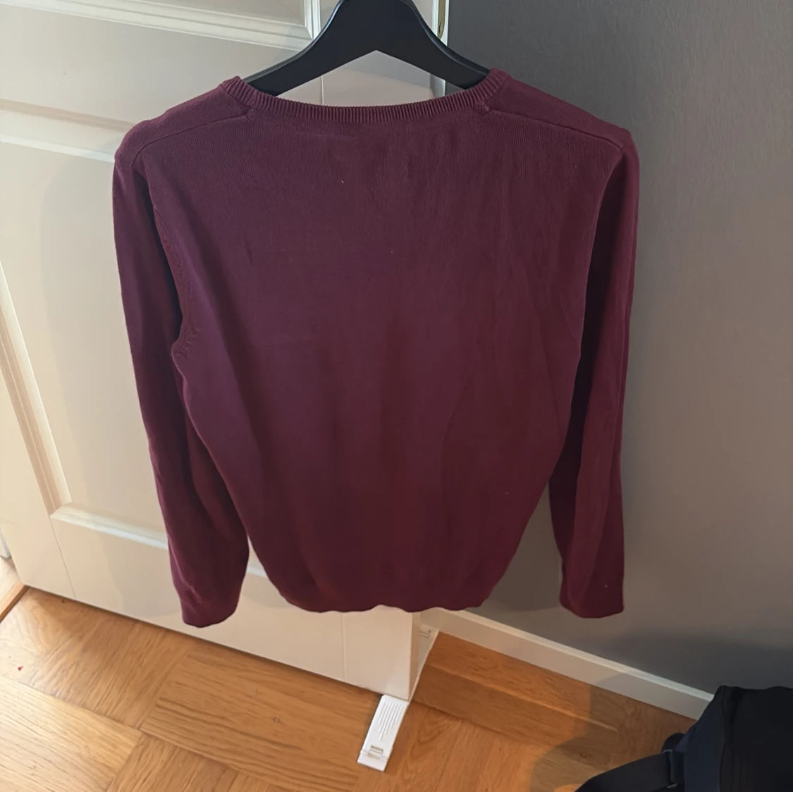 Vinröd tröja från Pier One - 1