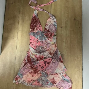 sommar klänning(vintage) - aldrig använd 