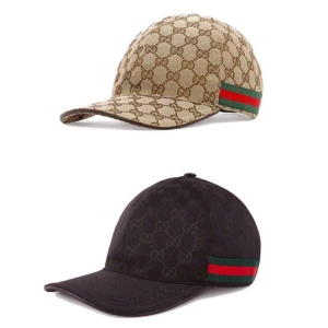 Gucci keps med GG-mönster - Söker Gucci keps antingen beige eller svart i xs