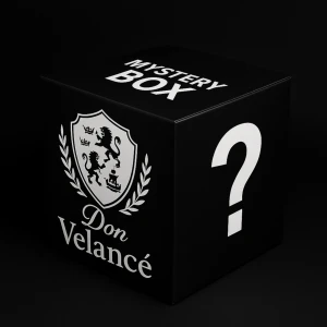 🎁 MYSTERY BOX – SJUK DEAL FÖR 150KR 🔥 - Yes du läste rätt – 150 spänn och du får en box med drip som levererar. Perfekt om du vill testa nåt nytt, få överraskning och stil för löjligt lite pengar. 🔥 Vad kan du få? – T-shirt eller accessoar med clean stil – Smycken, ringar, kepsar, brillor – Ibland mindre klockor eller bonusgrejer – Allt är handplockat – inget skräp  Det är en billig box men innehållet är FETT. Allt är nytt eller i riktigt bra skick. Snyggt, enkelt, användbart.  💯 Du får alltid mer värde än vad du betalar