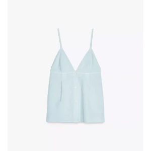 Ljusblå top zara - Säljer den hära jätte fina linne/toppen från zara då den inte passade mig. Den är oanvänd med prislapp kvar. Ordinarie pris 329kr