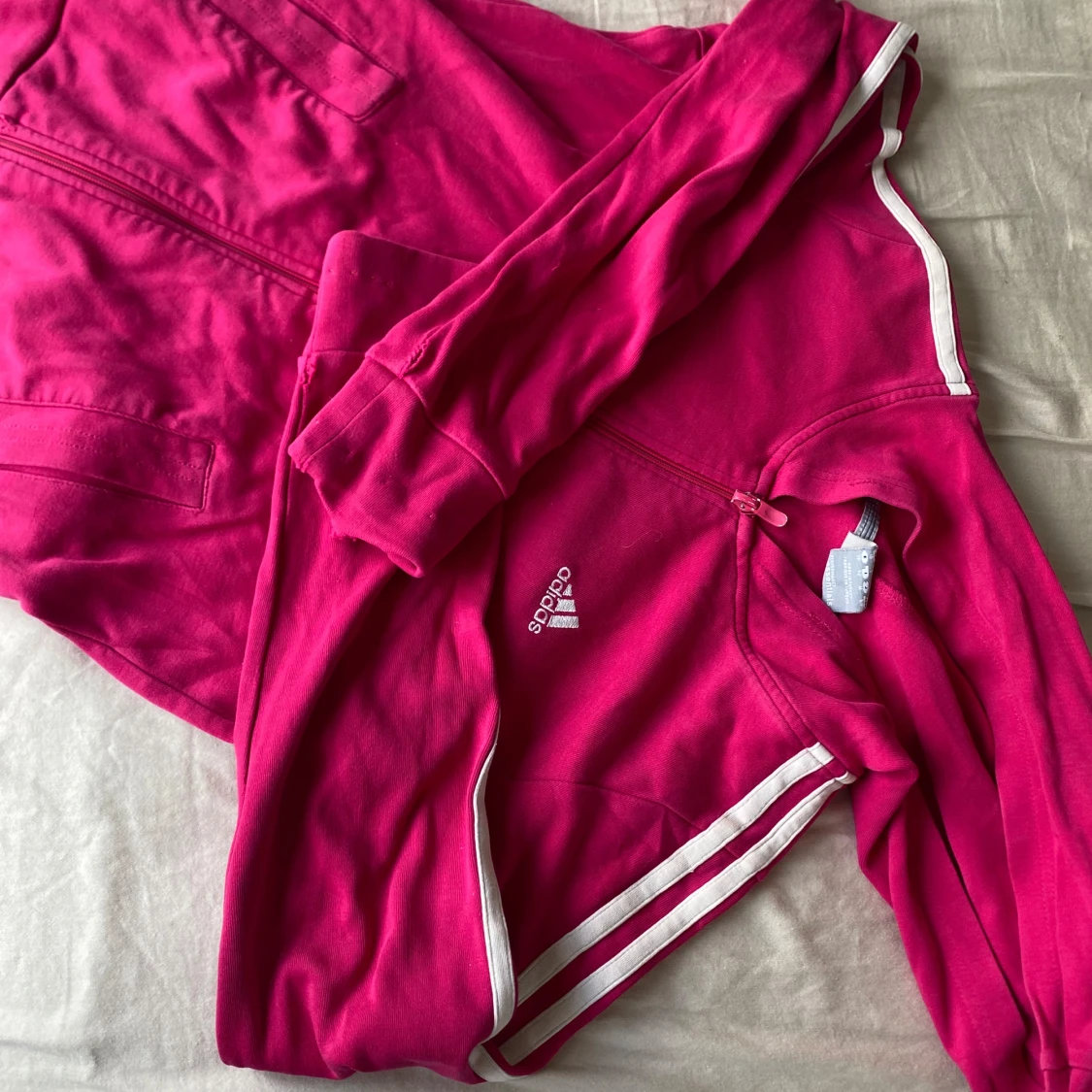 Hoodie med rhinestones - 2