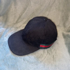 Svart gucci keps  - One size!