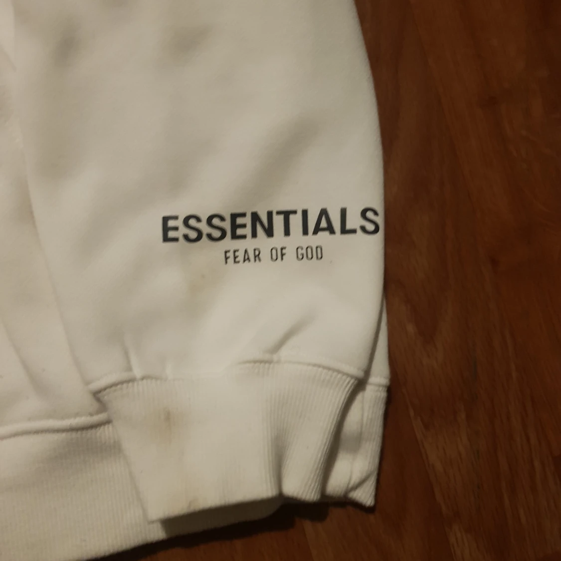 Vit hoodie från Essentials Fear of God - 2