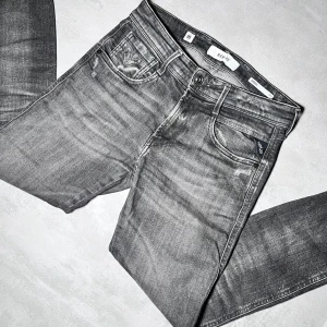 Replay jeans - Replay jeans | Modell Anbass | Riktigt bra skick | Storlek W29 L30. 