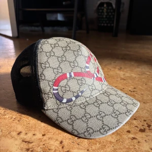 Gucci keps snake - Bästa på marknaden, topp kvalitet 