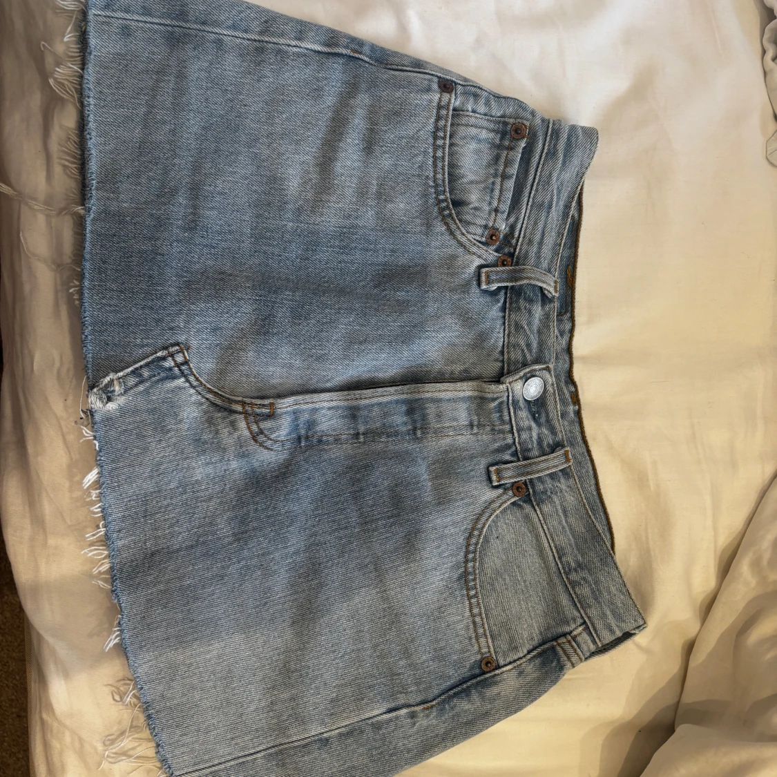 Jeanskjol ljusblå Levis - 1