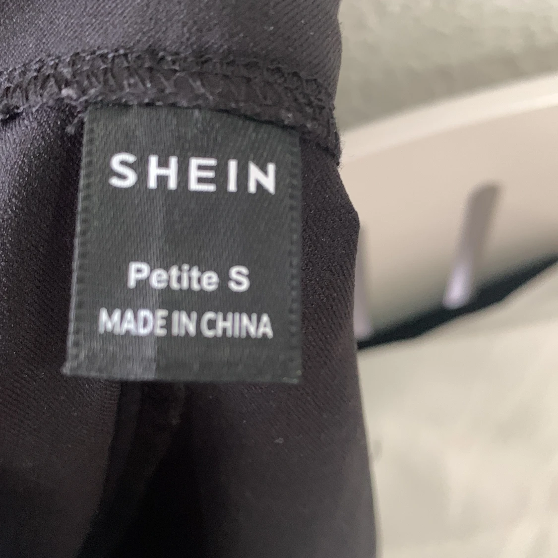 Svarta bootcut-byxor från SHEIN - 2