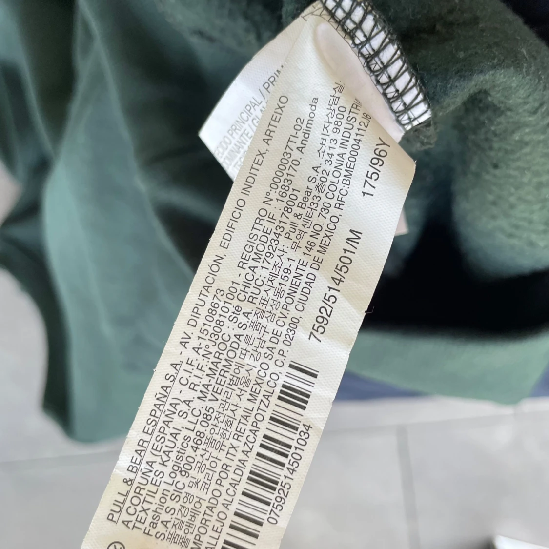 Mörkgrön sweatshirt från Pull&Bear - 3