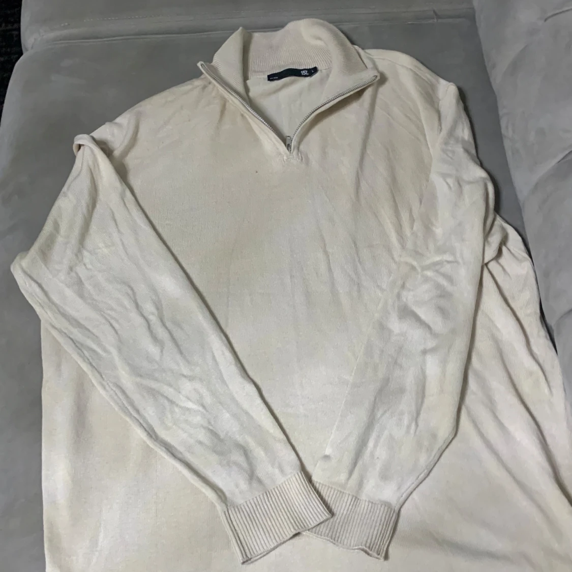 Beige stickad tröja från 157 - 1