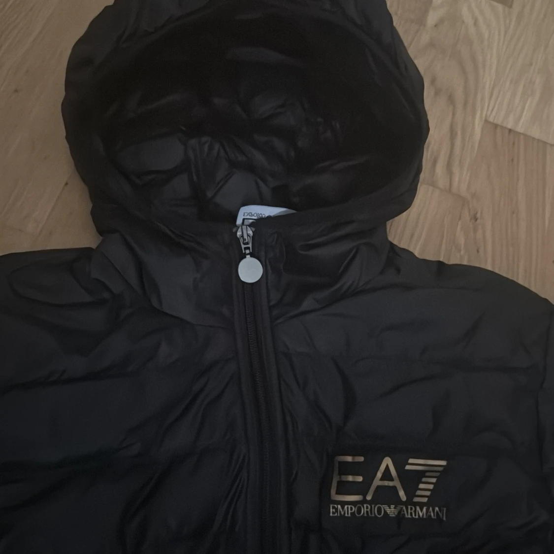 Svart pufferjacka från EA7 Armani helt ny - 1