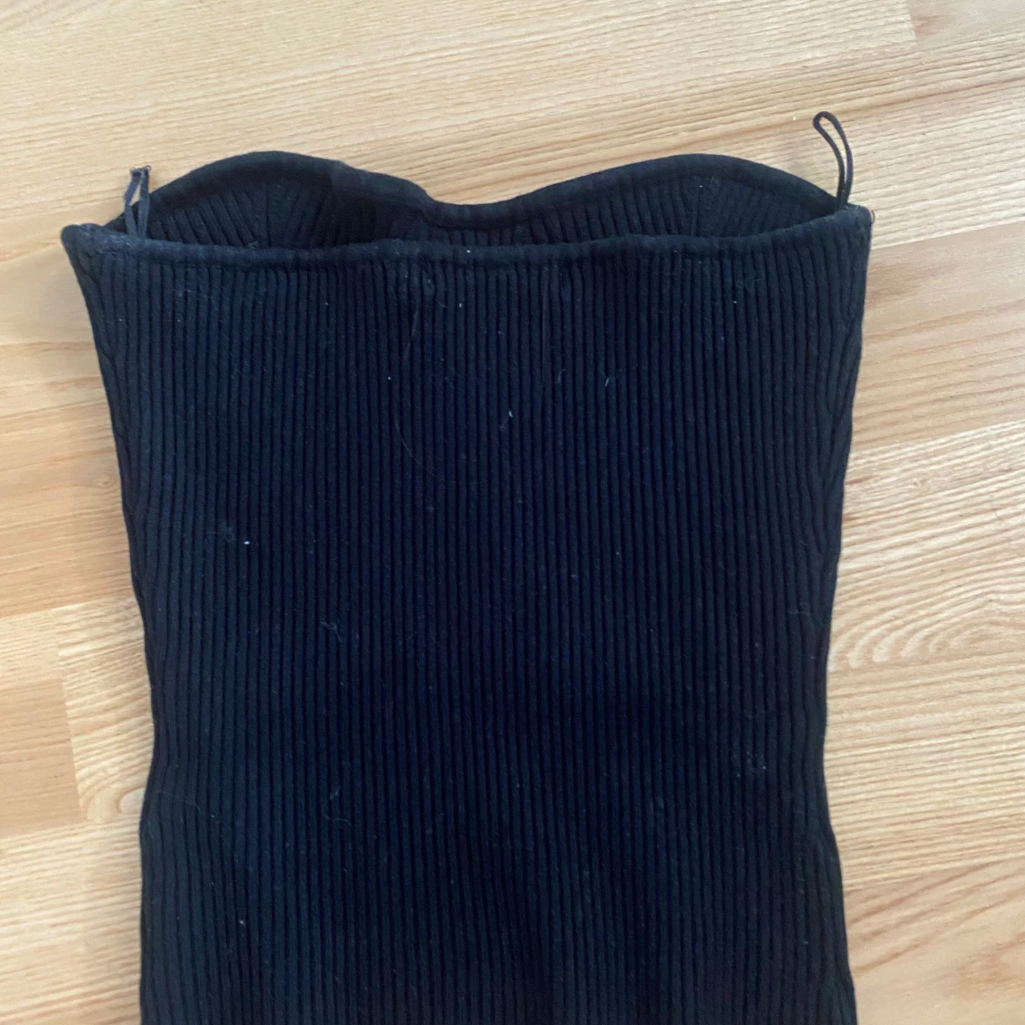 Svart ribbad tubtopp Gina Tricot XS - 4