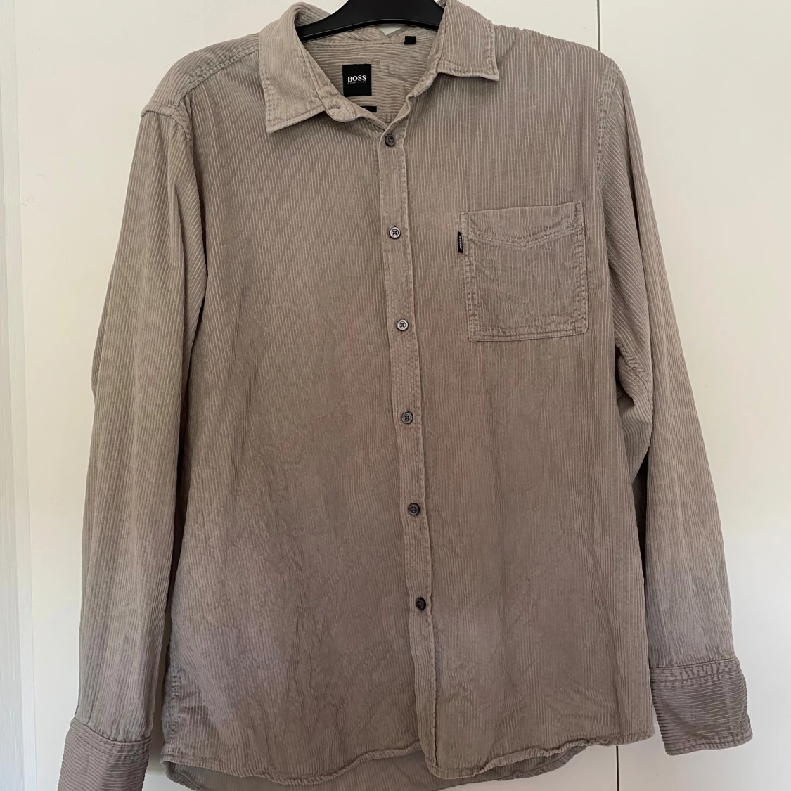 manchesterskjorta från Hugo Boss 