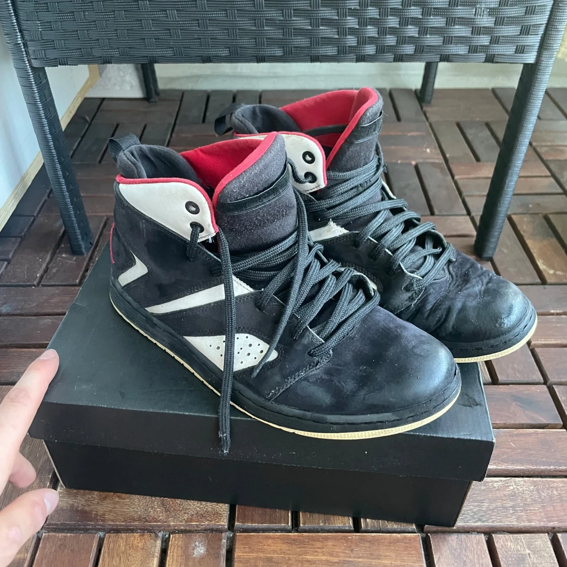 Nike Air Jordan 1 svart/vit/röd