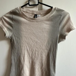 Crop top  - Ribbad crop top