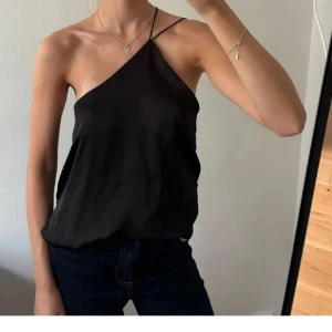 Cool topp - As cool topp, prefekt t fest eller middag🌸🌸💓💓🤌🤌 passar xs-m