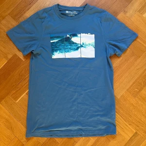 Tshirt med tryck - Tshirt med tryck från marine warehouse/uniqlo