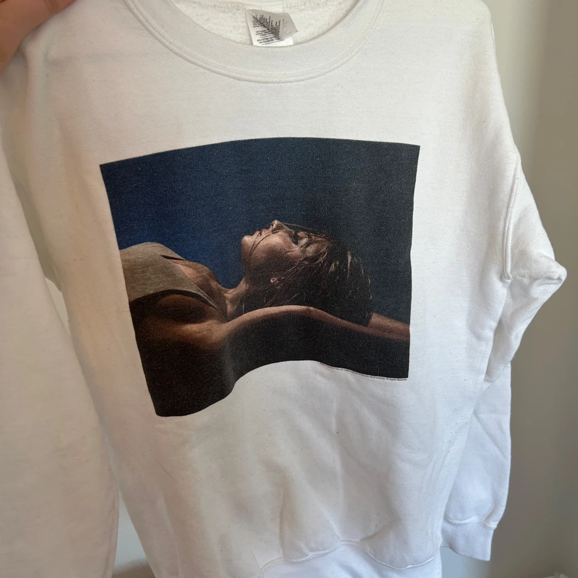 Vit Ariana Grande Dangerous Woman Tour sweatshirt