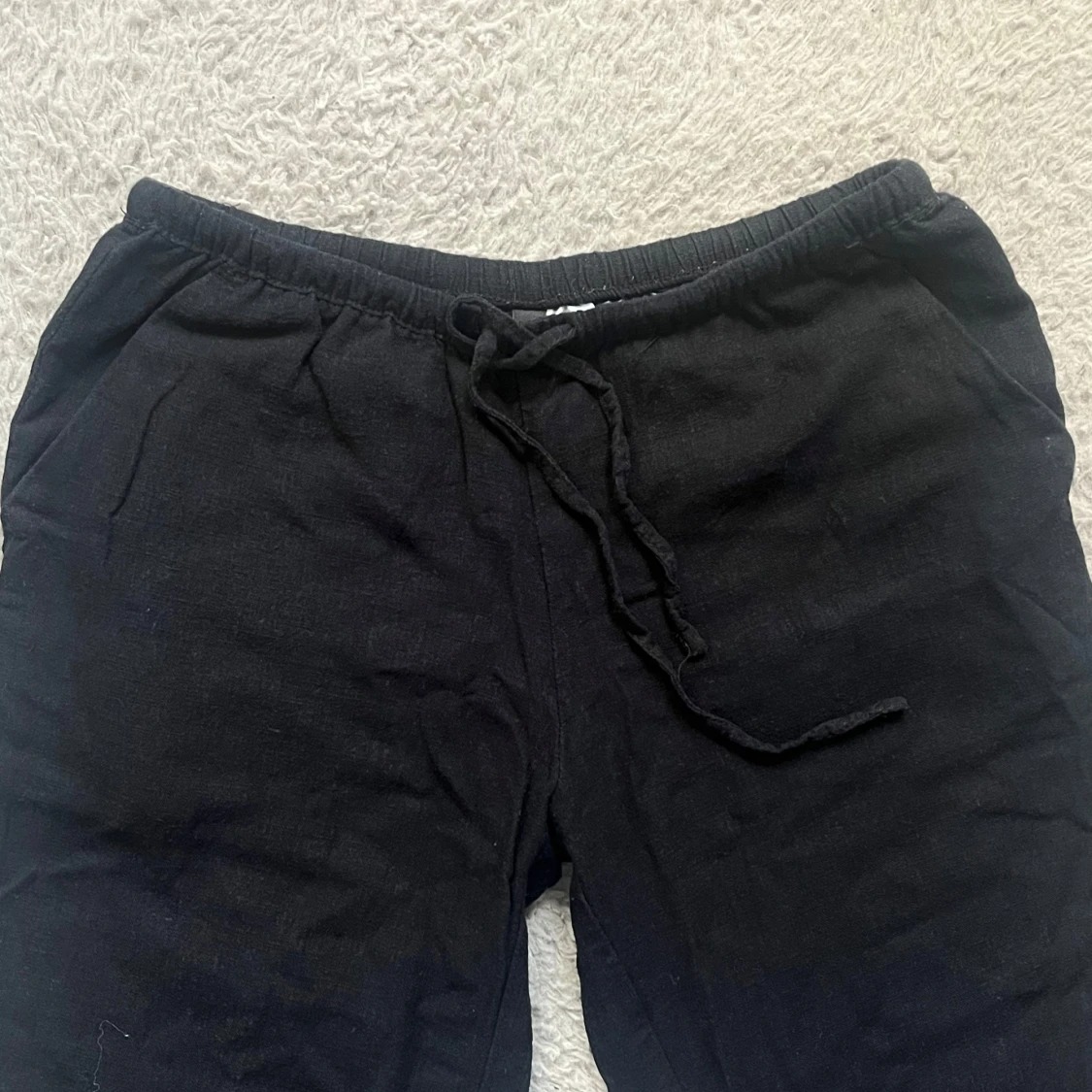 Svarta lågmidjade linnebyxor - 4