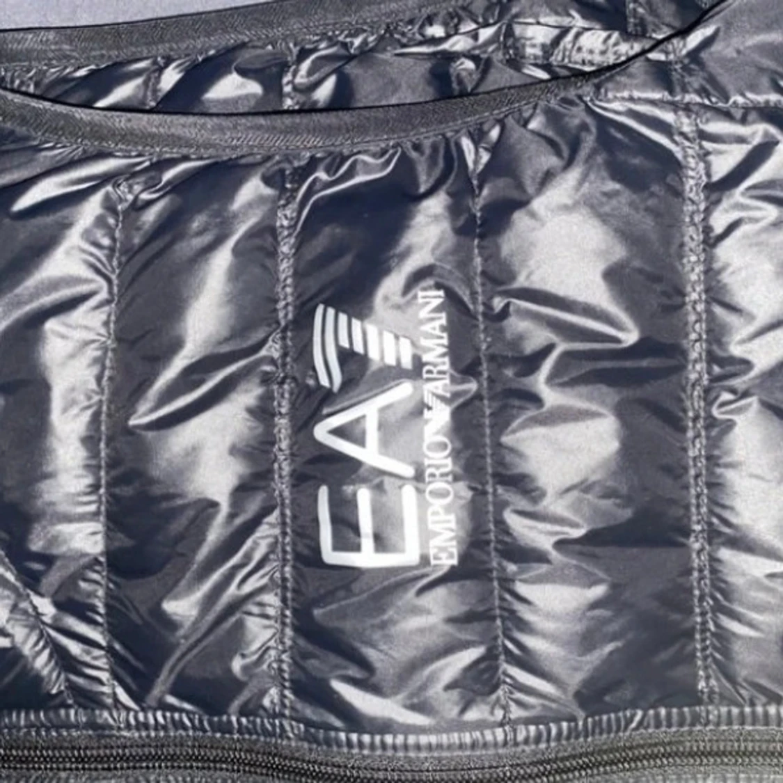 Svart dunväst från Emporio Armani EA7 - 1