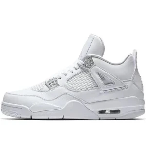 Nike Air Jordans 4 white - Säljer ett par Jordan 4 white helt nya 