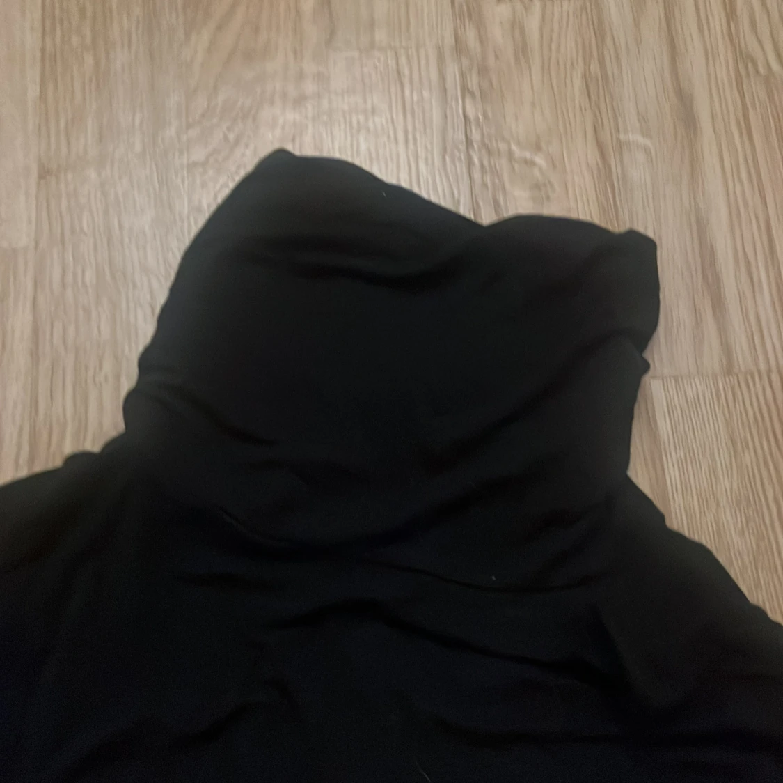 Svart polotröja - 1