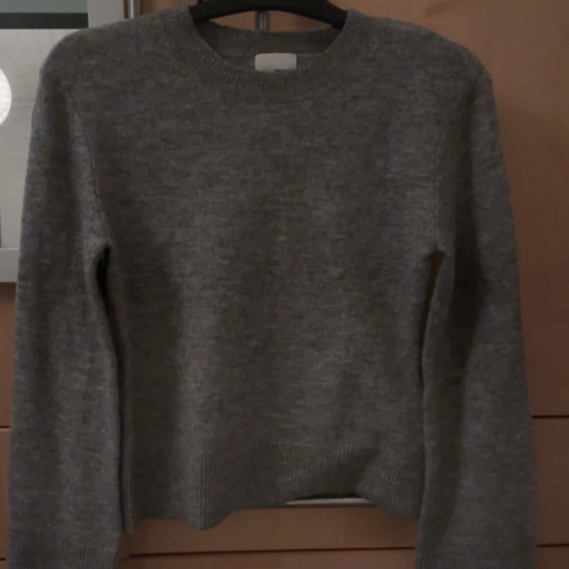 Stickad tröja - 2
