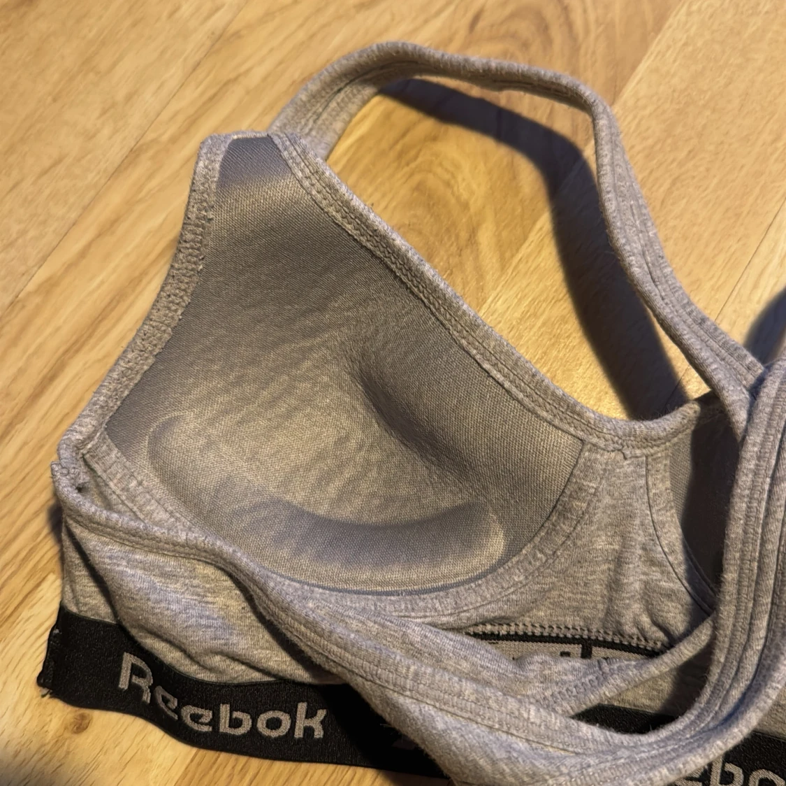 Grå sporttopp från Reebok - 2