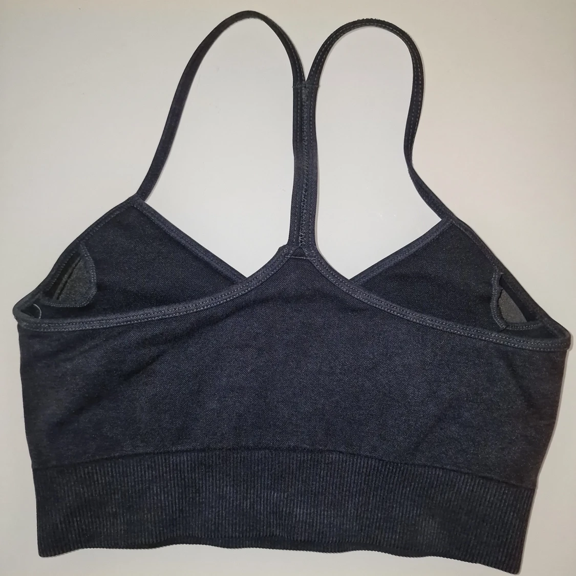 Svart sportbh från Bo+Tee - 1