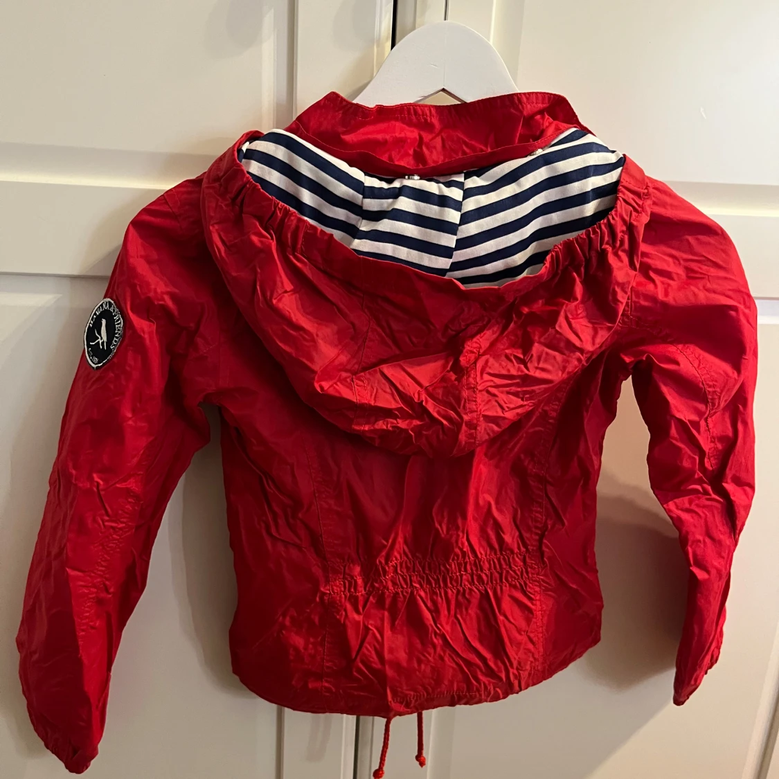 Röd vindjacka från Havana & Friends - 1