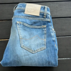 Jacob cohen jeans - Säljer dessa snygga Jacob cohen jeans! 622 modell | size 31 | skick 9/10 | bara att höra av sig vid intresse 👌