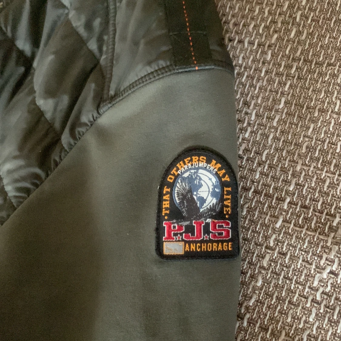 Grön jacka från Parajumpers - 2