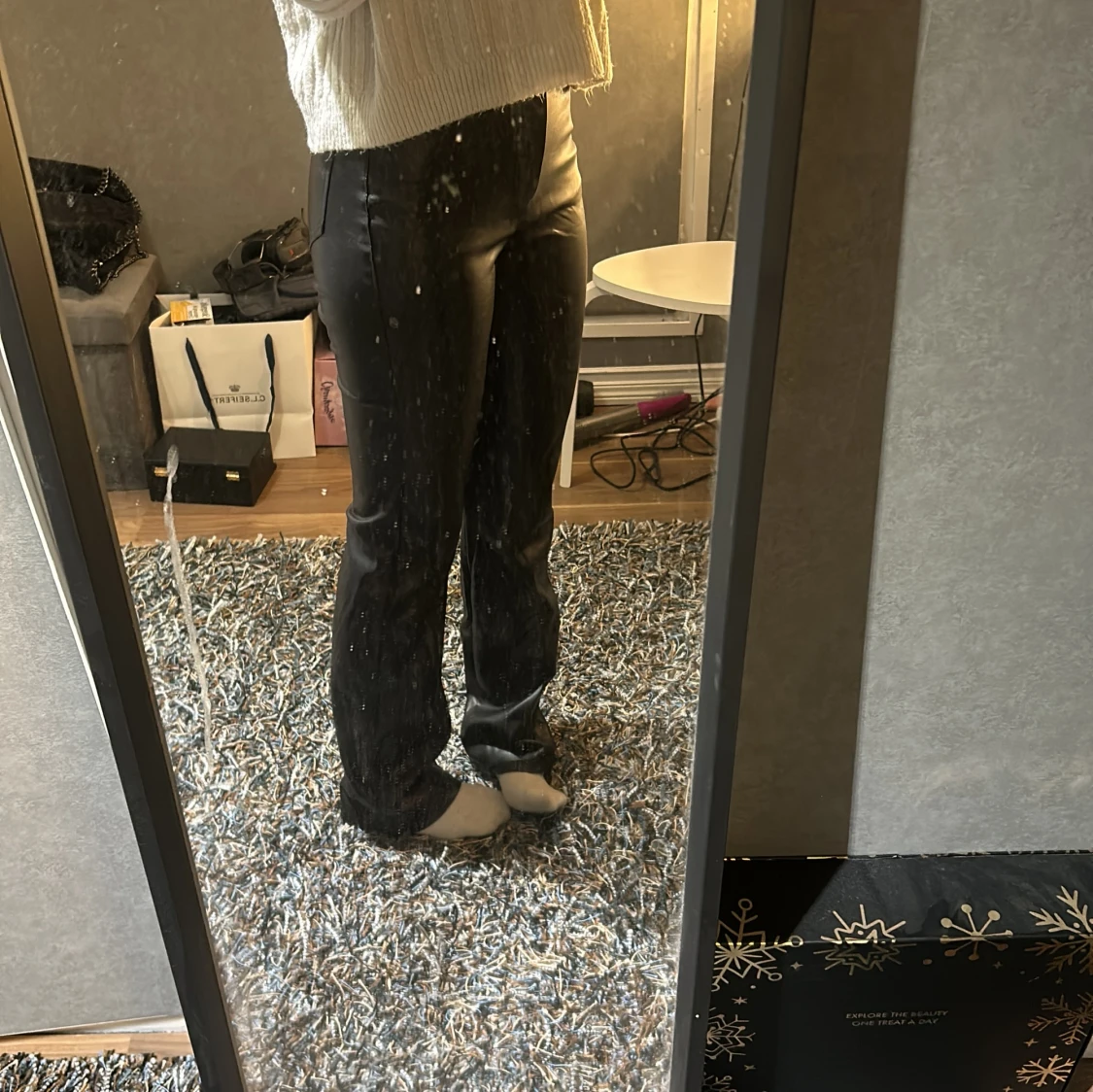 Svarta skinnbyxor - 1